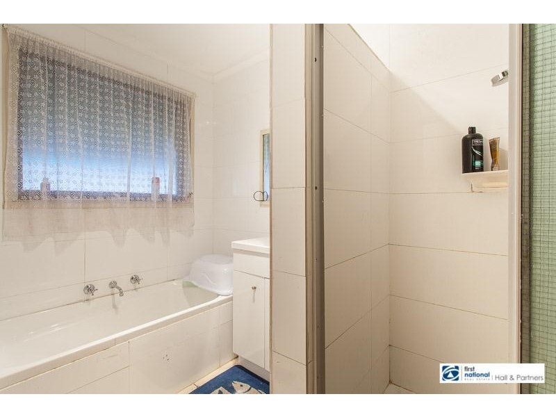 17 Kingfisher Drive, Doveton VIC 3177