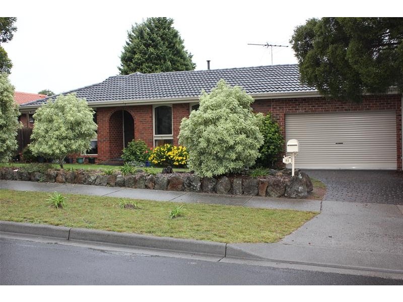 21 Oxley Way, Endeavour Hills VIC 3802