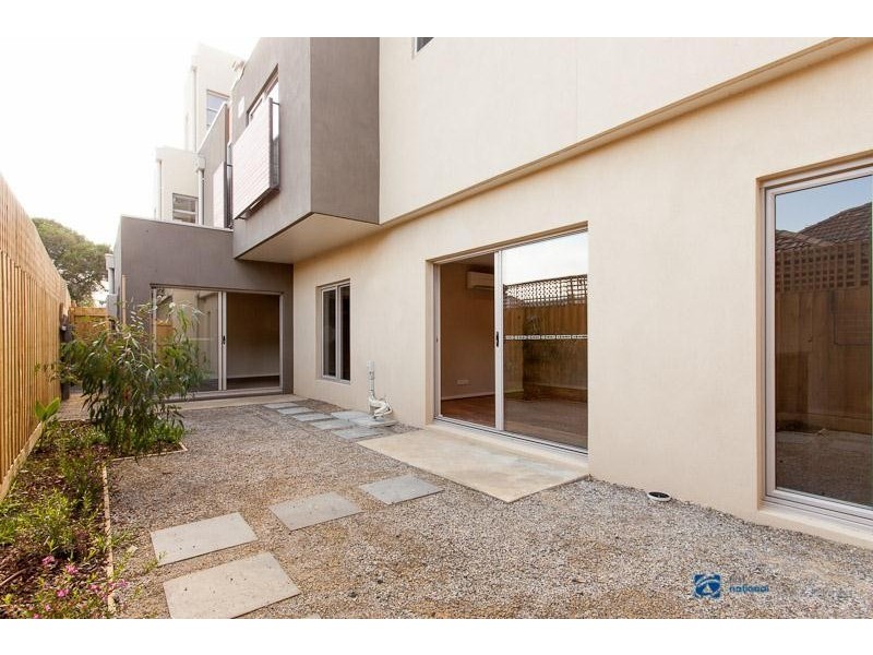 4/27 Police  Road, Mulgrave VIC 3170