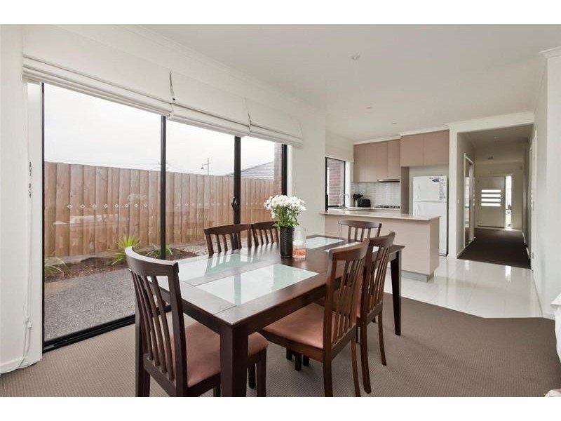1/21 Kingfisher Drive, Doveton VIC 3177