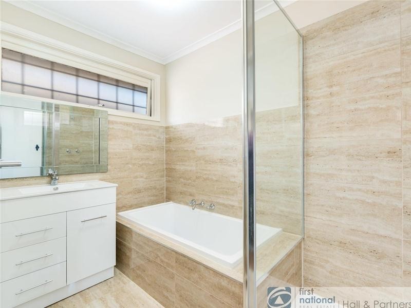 64 Bakers Road, Dandenong North VIC 3175