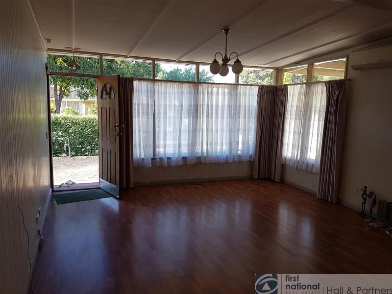 29 Edinborough Street, Hallam VIC 3803