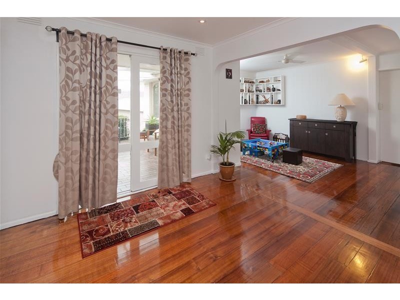 24 Kilberry Crescent, Hallam VIC 3803