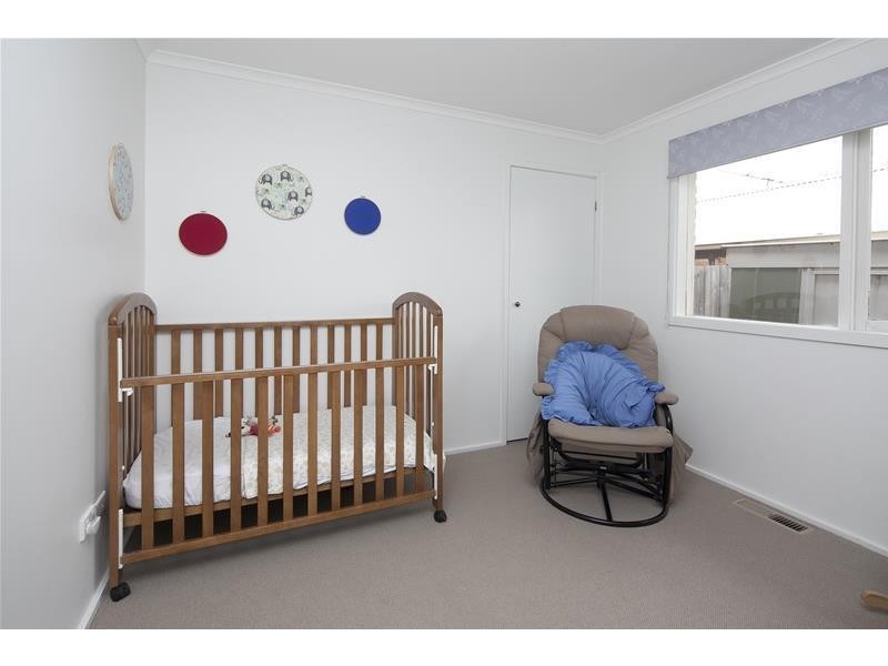 6 Kinloch Gardens, Endeavour Hills VIC 3802