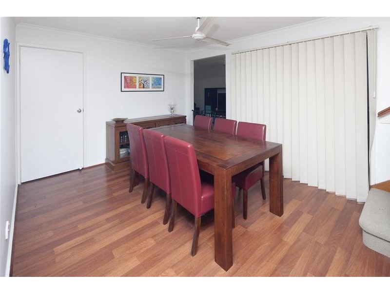 6 Kinloch Gardens, Endeavour Hills VIC 3802