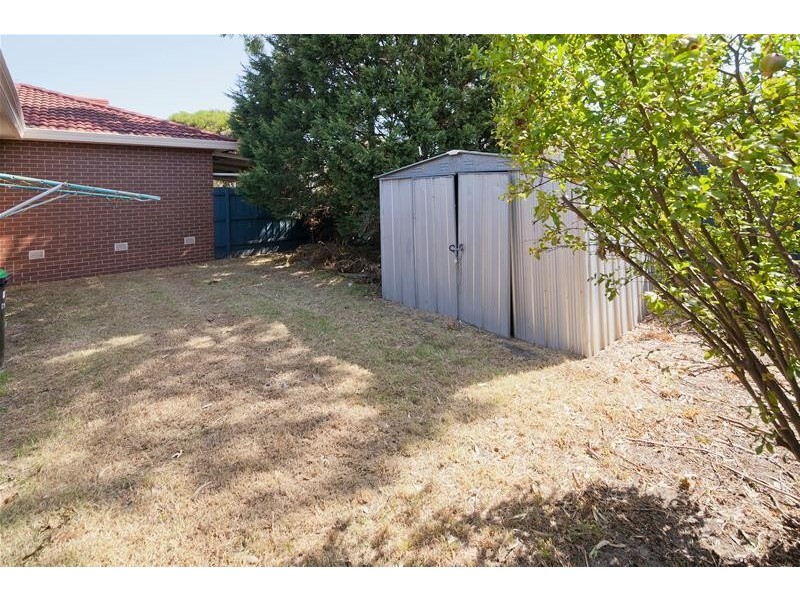 4/11 Wallarano Drive, Noble Park VIC 3174