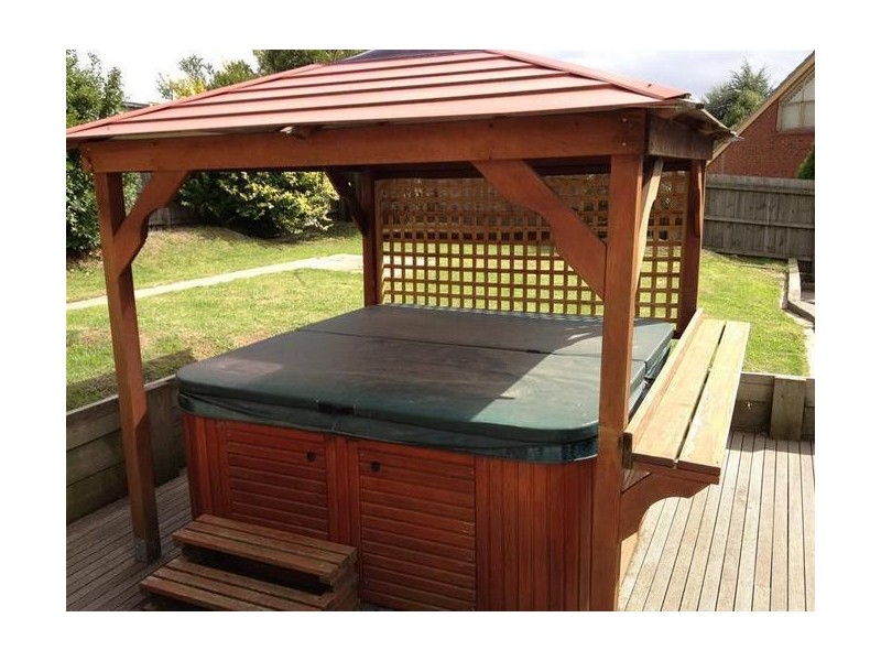 49 Daniel Solander Drive, Endeavour Hills VIC 3802