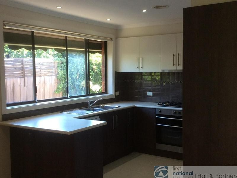 2/20 Camellia Avenue, Noble Park North VIC 3174