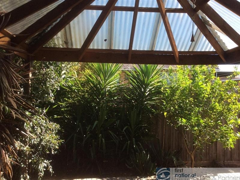 2/20 Camellia Avenue, Noble Park North VIC 3174