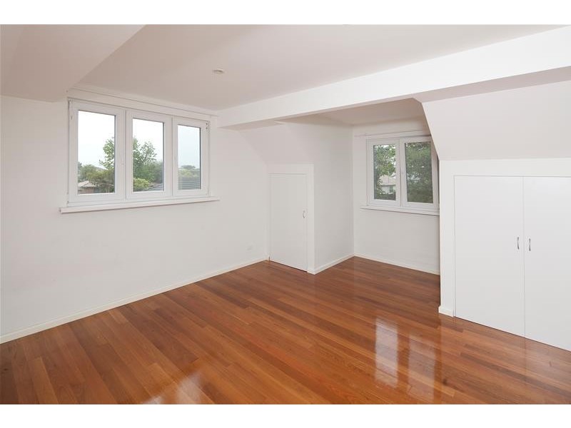 4 Eckford Street, Dandenong VIC 3175