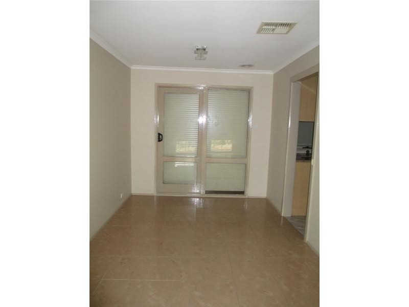 13 Dampier Court, Endeavour Hills VIC 3802