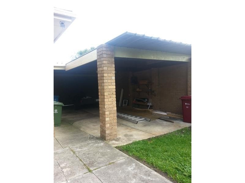 17 Westminster Avenue, Dandenong North VIC 3175