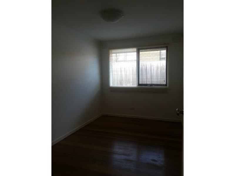 17 Westminster Avenue, Dandenong North VIC 3175