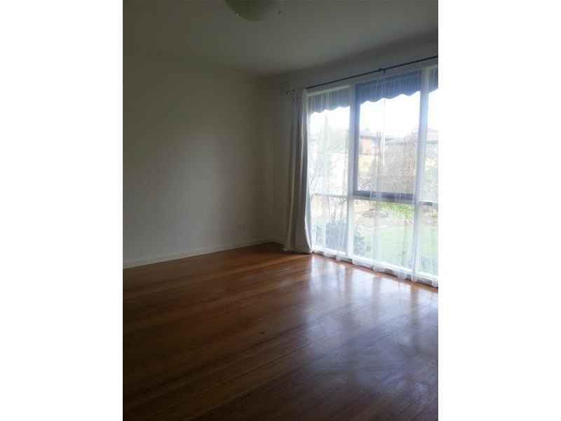 17 Westminster Avenue, Dandenong North VIC 3175