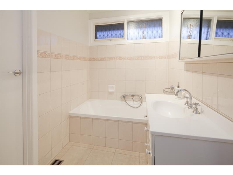 46 Apex Street, Dandenong North VIC 3175