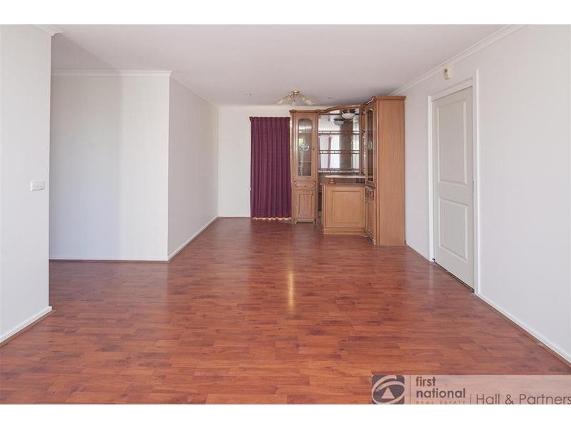 130 Gleneagles Drive, Endeavour Hills VIC 3802