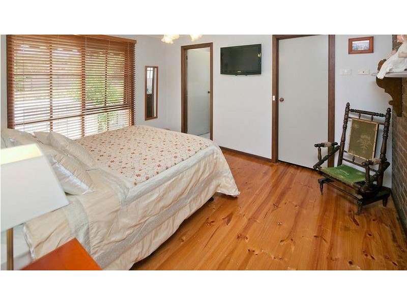 45 William Hovell Drive, Endeavour Hills VIC 3802