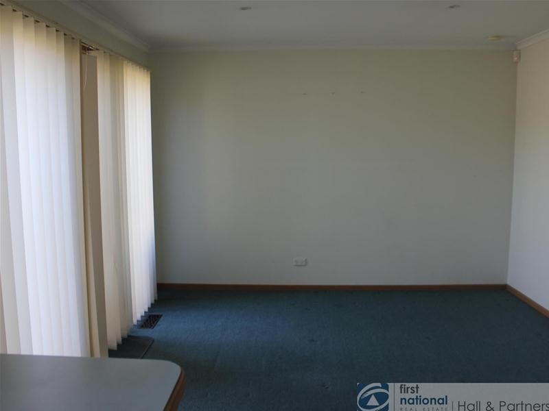 2/15 Arthur Phillip Drive, Endeavour Hills VIC 3802