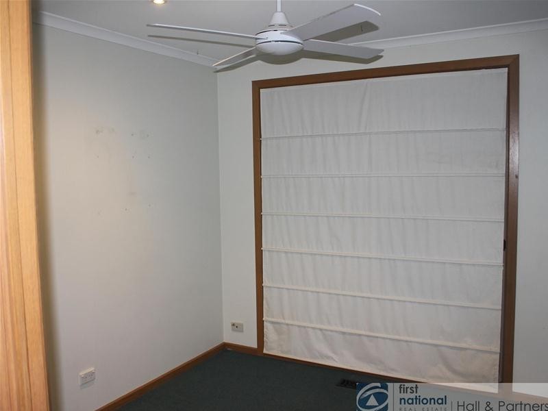 2/15 Arthur Phillip Drive, Endeavour Hills VIC 3802