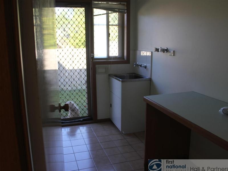 2/15 Arthur Phillip Drive, Endeavour Hills VIC 3802