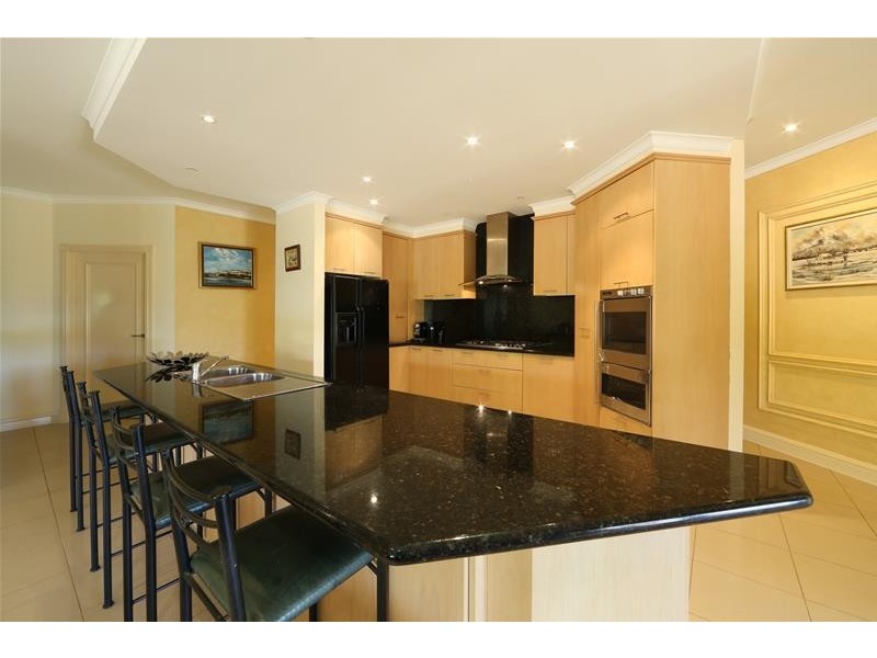 2 Sunnybank Close, Lysterfield South VIC 3156