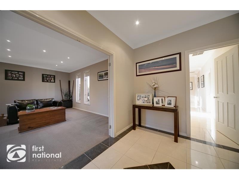 5 Siandra Place, Berwick VIC 3806