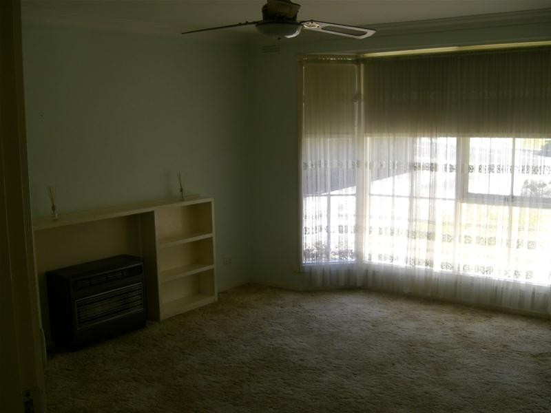 1/30 Sabine Avenue, Dandenong North VIC 3175