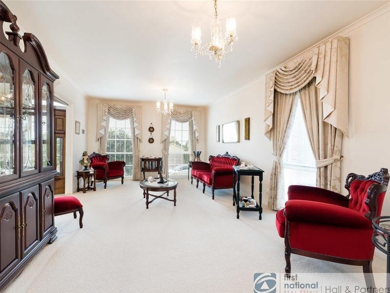 14 Wakley Crescent, Wantirna South VIC 3152