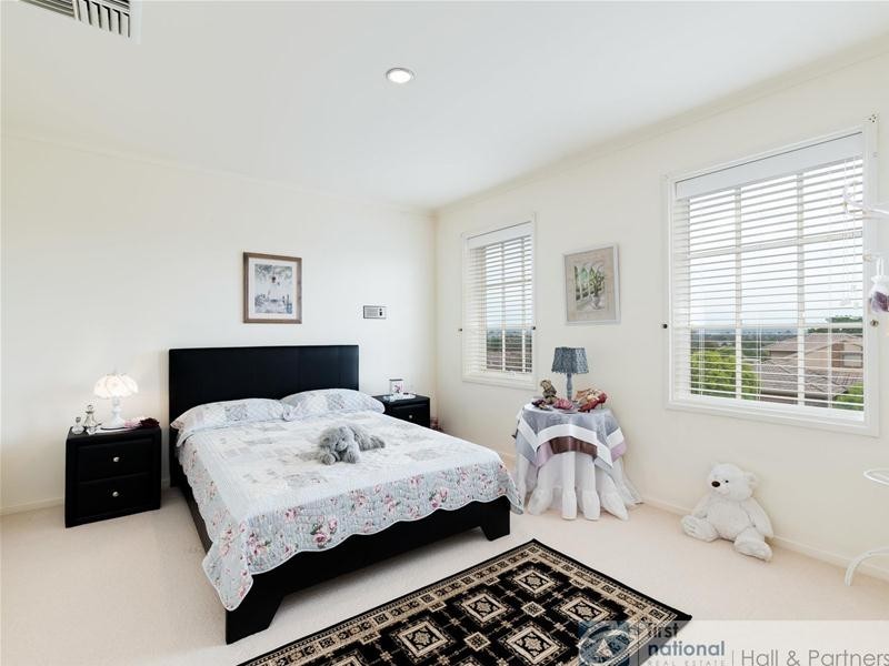 14 Wakley Crescent, Wantirna South VIC 3152