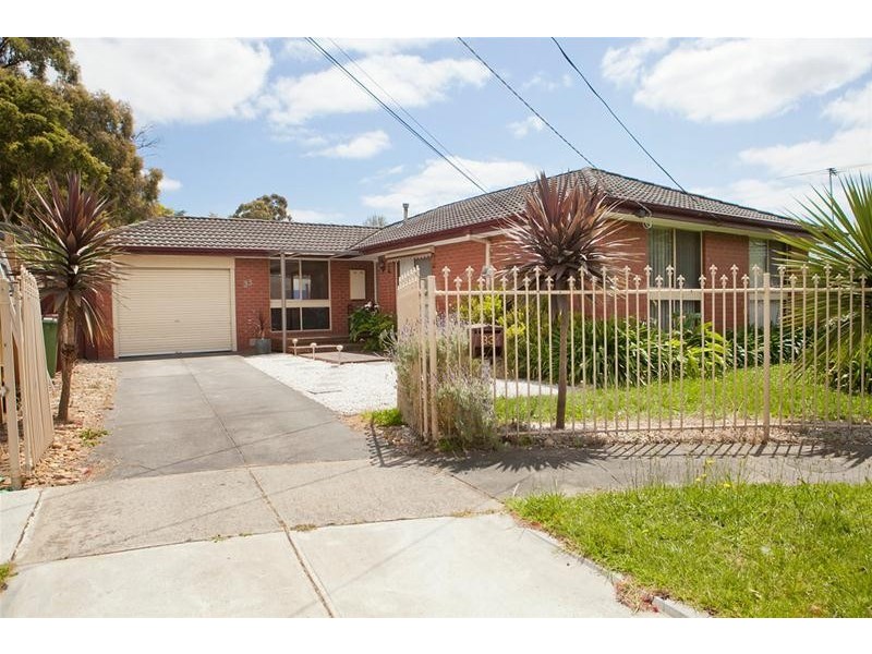 33 Cheam Street, Dandenong North VIC 3175