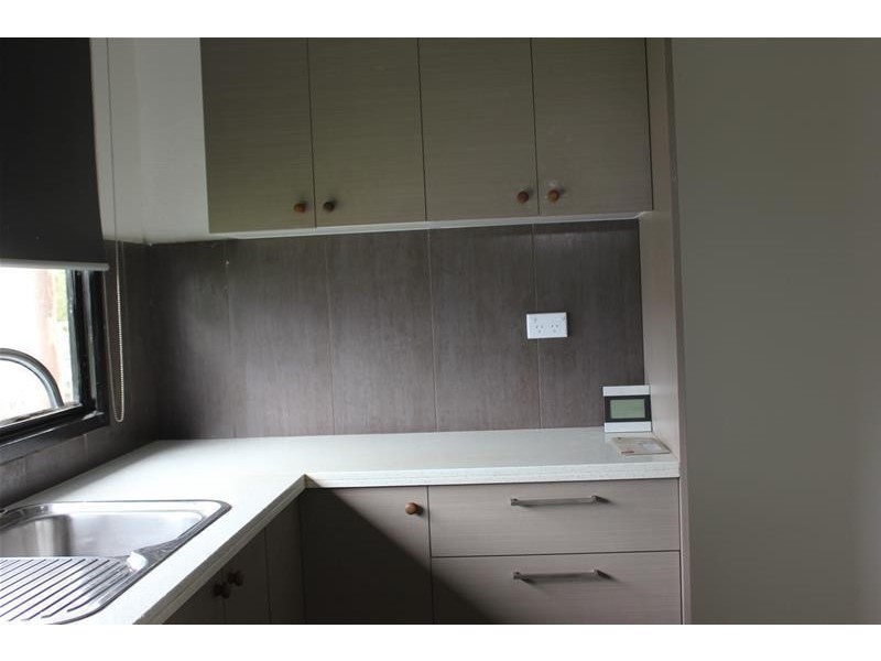 5 Claredale Road, Doveton VIC 3177