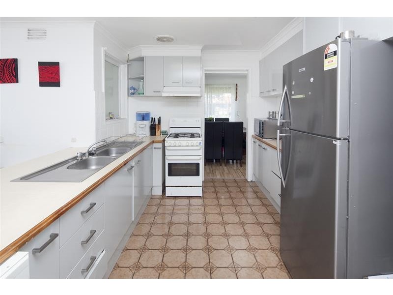 12 Deidre Street, Dandenong North VIC 3175