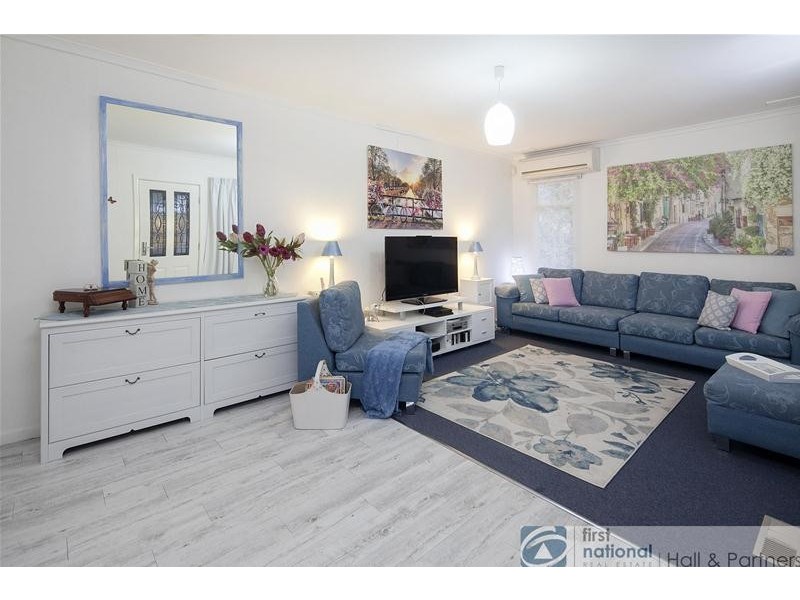 27 Jesson Crescent, Dandenong VIC 3175