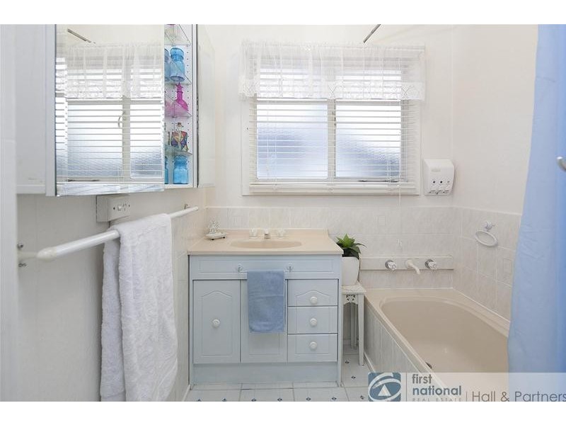 27 Jesson Crescent, Dandenong VIC 3175