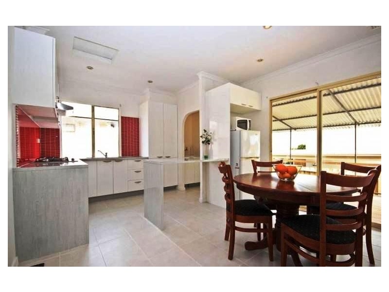 3 Ti Tree Drive, Doveton VIC 3177