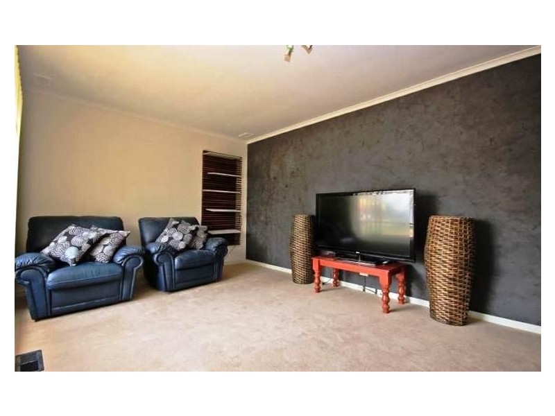 3 Ti Tree Drive, Doveton VIC 3177