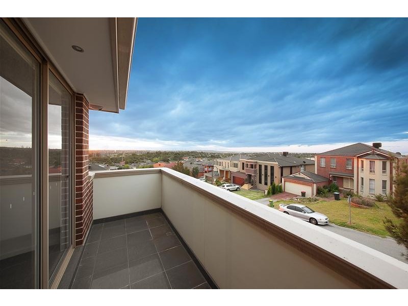 31 Reservoir Crescent, Rowville VIC 3178