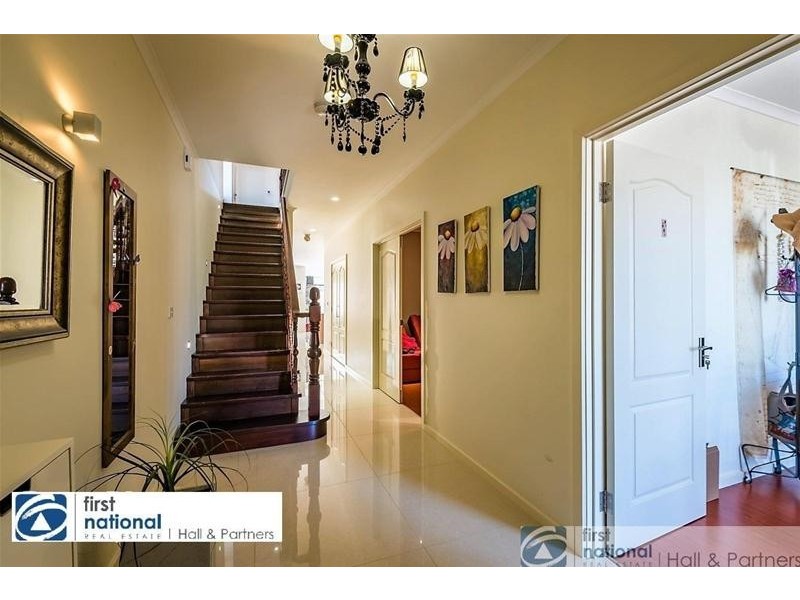 34 Maxfield Road, Keysborough VIC 3173