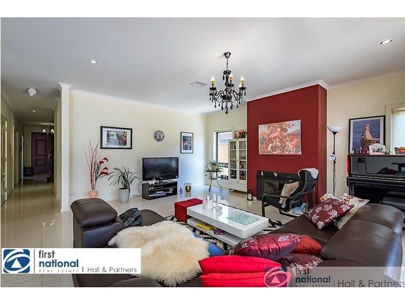 34 Maxfield Road, Keysborough VIC 3173