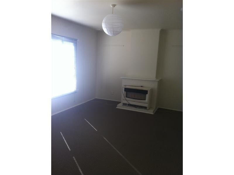 33 Box Street, Doveton VIC 3177