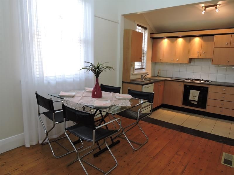 1/17 King George Parade, Dandenong VIC 3175