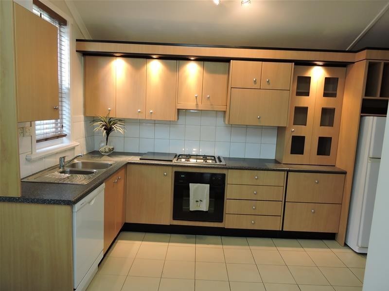 1/17 King George Parade, Dandenong VIC 3175