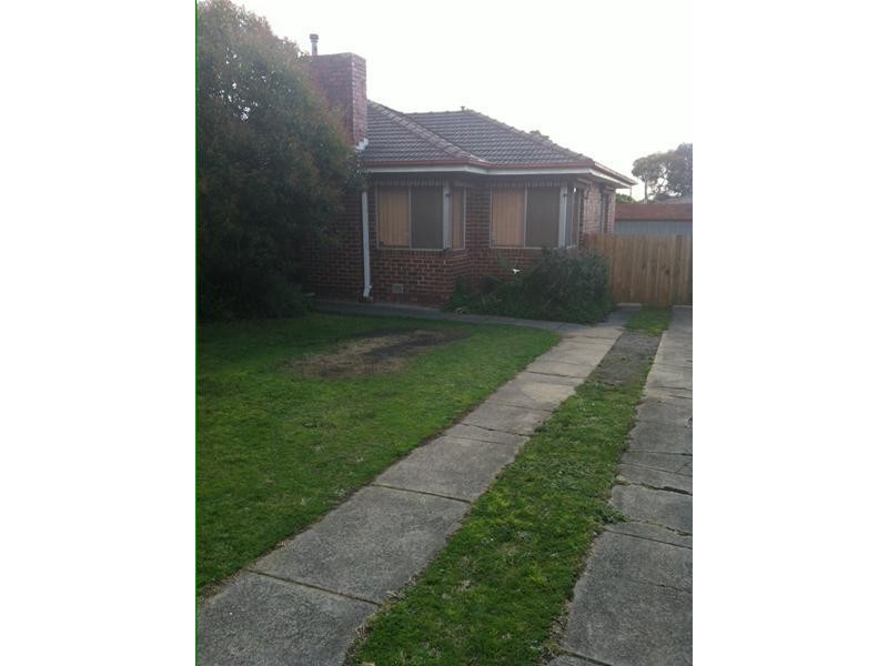 13 Mackie Road, Mulgrave VIC 3170