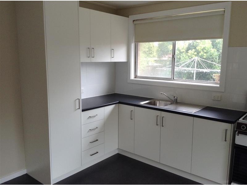 13 Mackie Road, Mulgrave VIC 3170