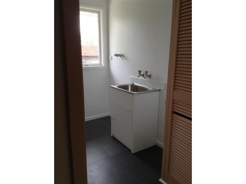 13 Mackie Road, Mulgrave VIC 3170