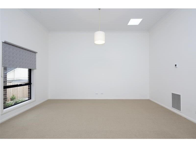 26A Laurel Avenue, Doveton VIC 3177