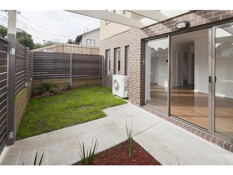 2/34-36 Hawthorn Road, Doveton VIC 3177