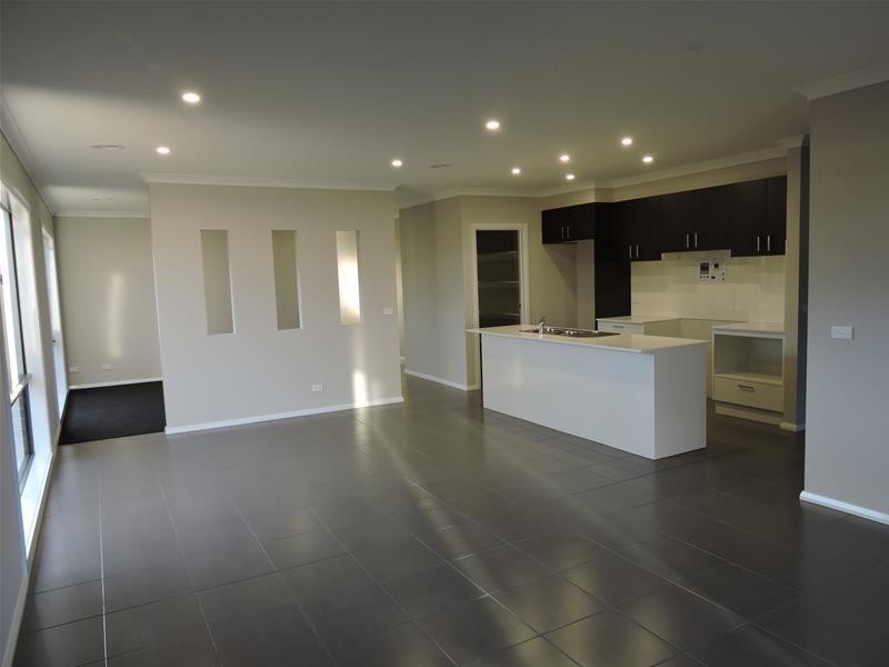 5 Eacott Street, Longwarry VIC 3816