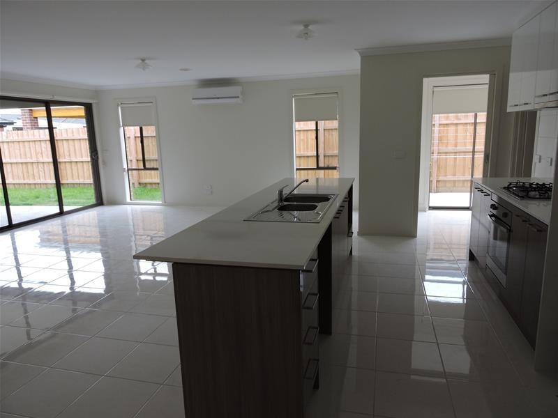 5 Eacott Street, Longwarry VIC 3816