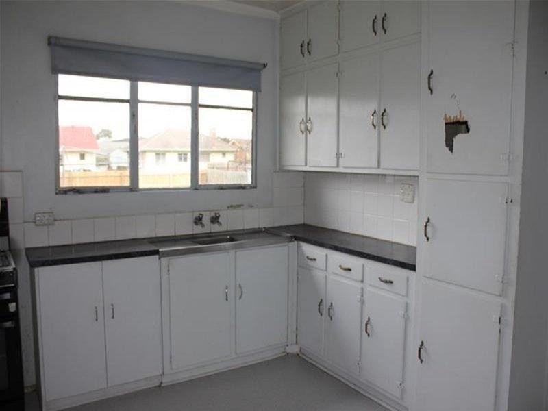 16 Curtin Crescent, Dandenong North VIC 3175